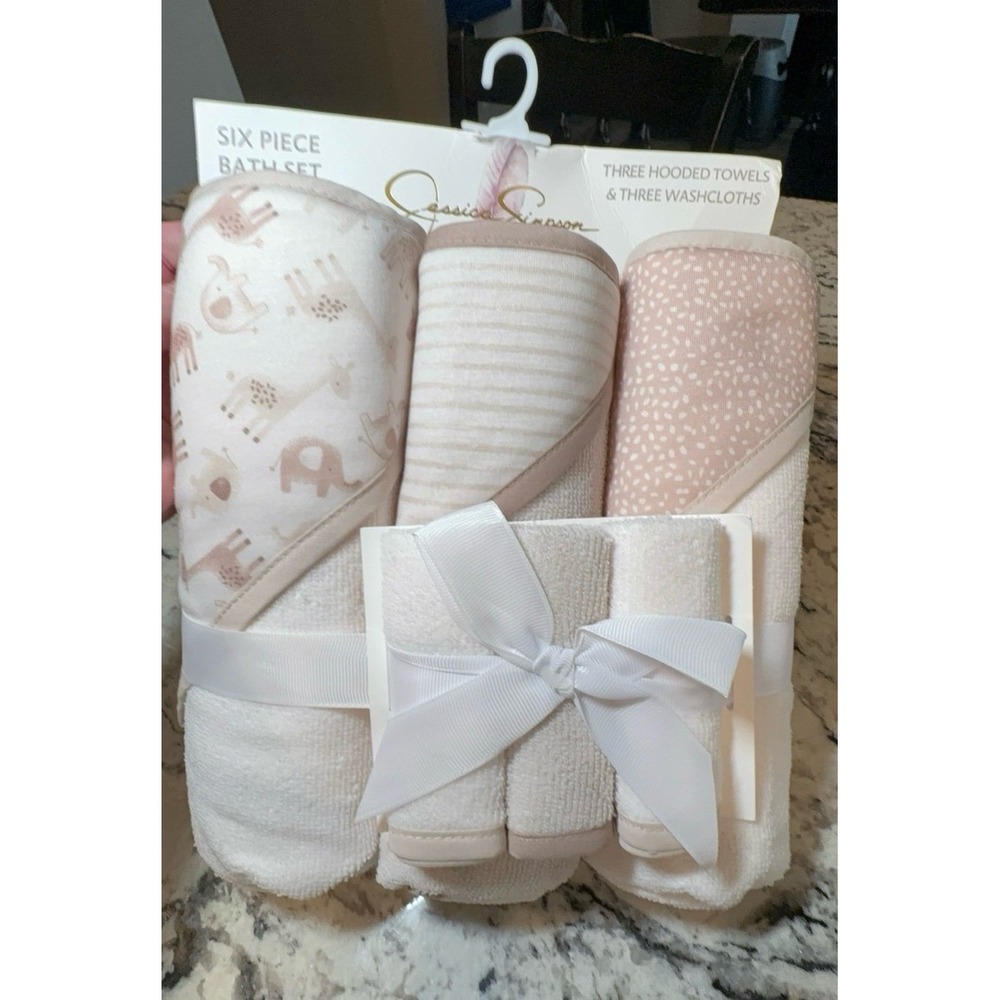 NEW 6-piece Jessica Simpson bath towels set in taupe neutral colors.